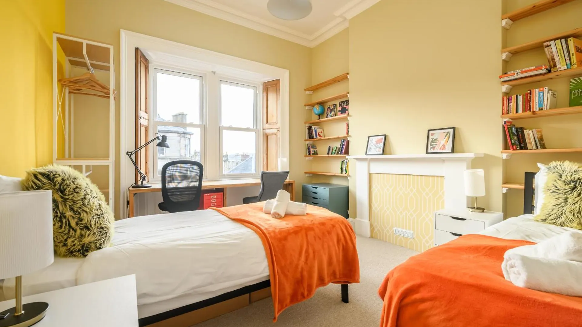 5-Br 3-Bth Newington Apartment - Modern & Spacious Edinburgh